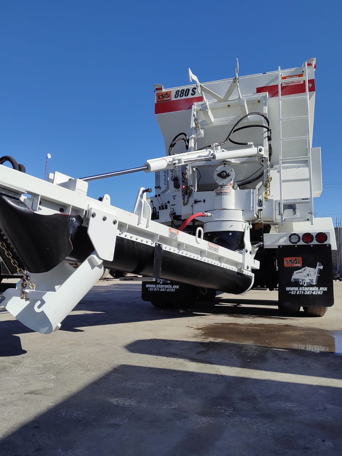 Vista frontal planta dosificadora 880 S Starmix Chile